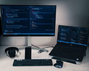 【徹底解説】現役エンジニアがUdemy(ユーデミー)でプログラミングを勉強してわかった、失敗しないコースの選び方